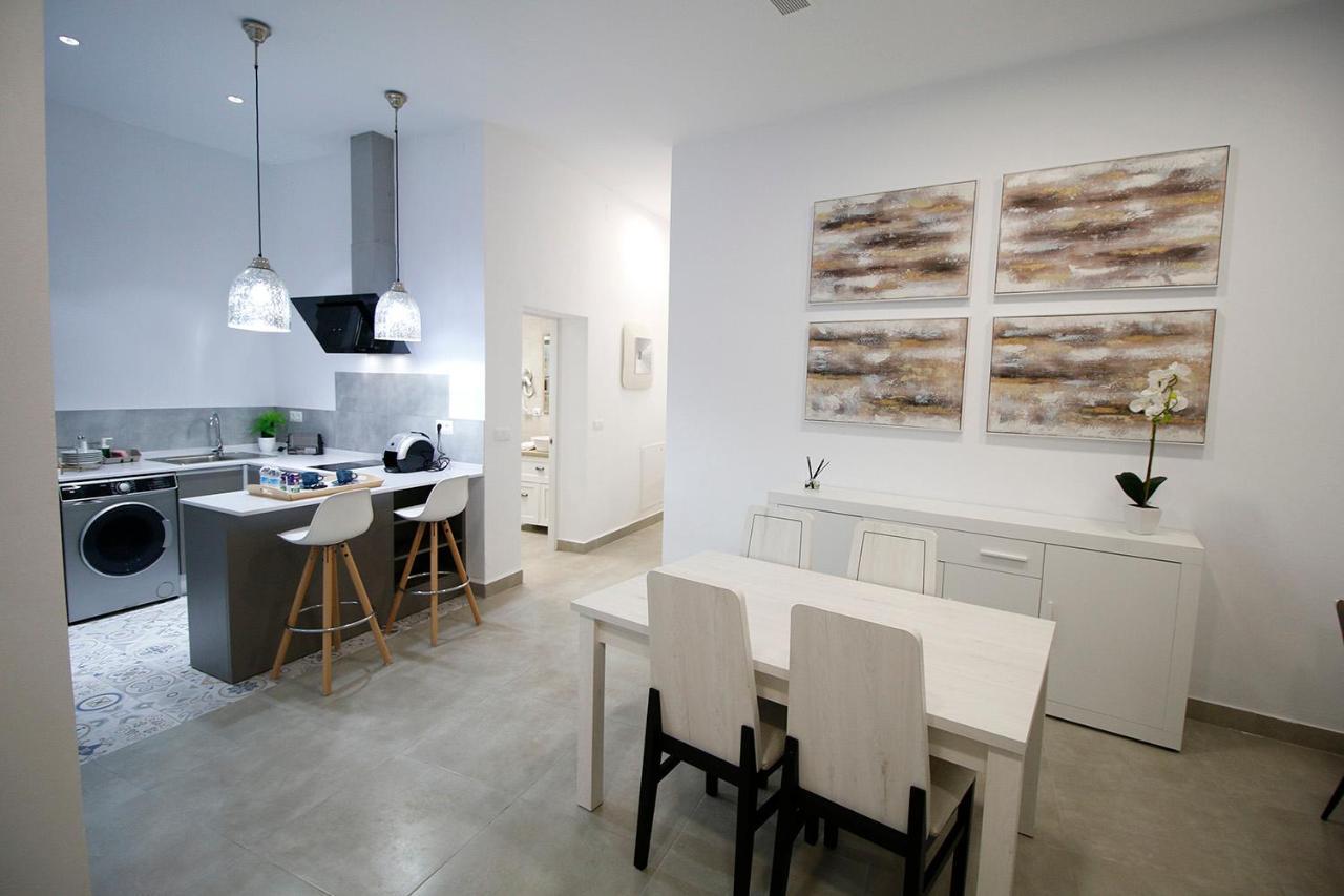 Apartamento Vivienda Niño Perdido Utrera Exterior foto